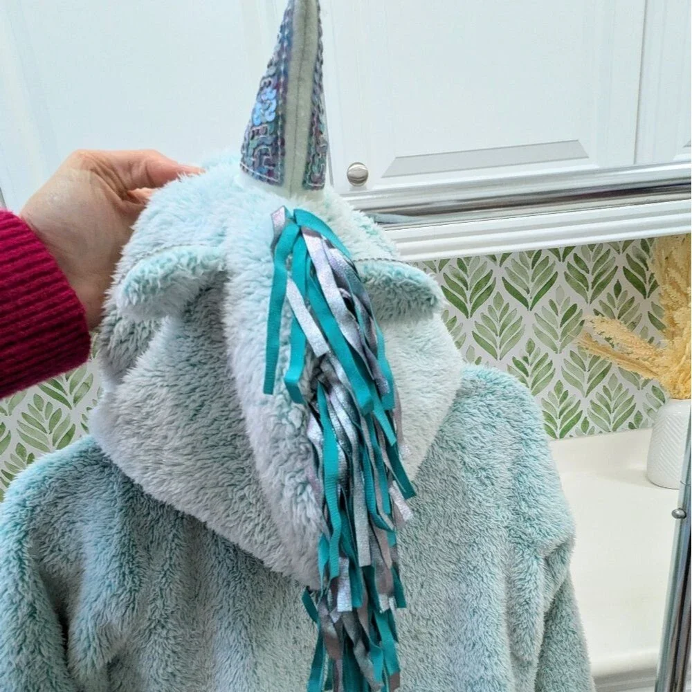 Teal Seafoam Green Cat & Jack Fluffy Zip Up Unicorn Sweater Large 10/12 Winter